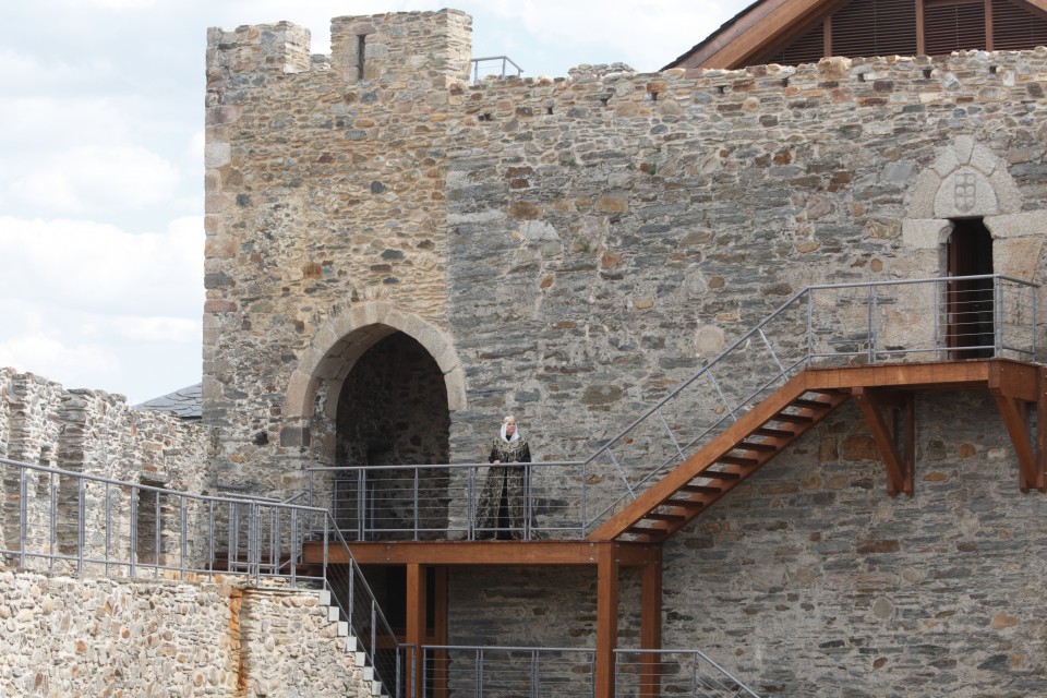 Inauguracin del Castillo Viejo de Ponferrada