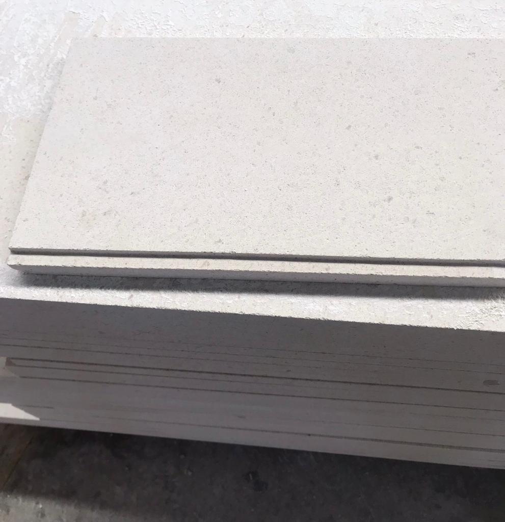 Sawn 'Capri' limestone